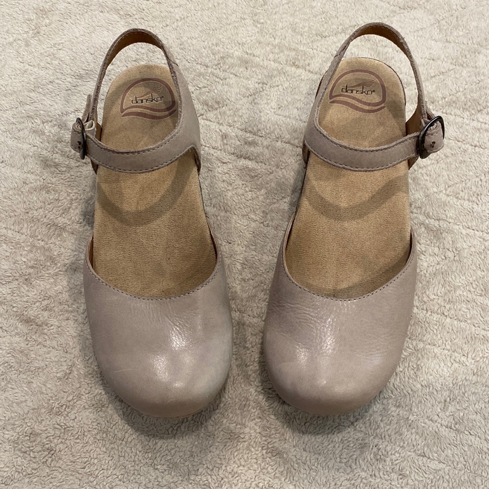 Dansko Woman’s Shoes size 38